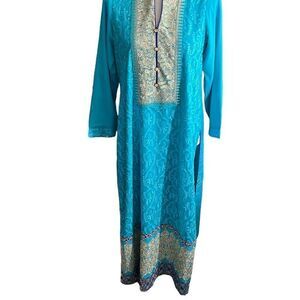 Rita’s Saharan Women's 3-Piece Embroidered Sequins Pakistani Slit Suit Blue Medi